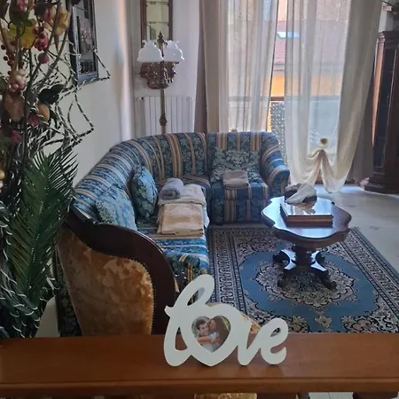 Iolly's House Livorno